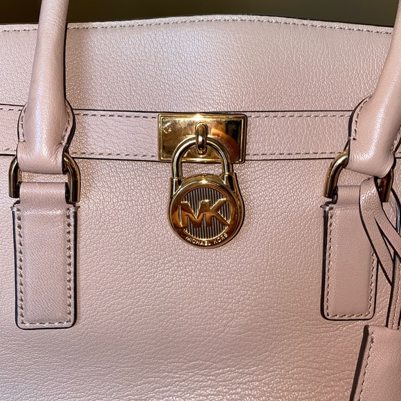 Michael Kors Hamilton Large East West Leather Satchel - Picture 6 of 10